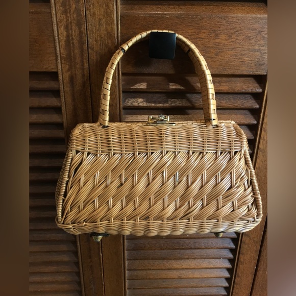 Vintage Woven Garay Handbag Made in Hong Kong - Picture 4 of 14